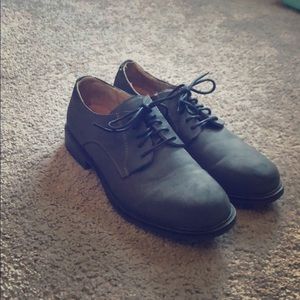 Nice dress shoes 👞